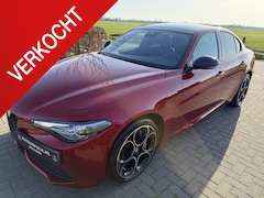 Alfa Romeo Giulia - 2.0 T Veloce AWD Rosso Competitione / Etna - Panorama dak - Harman Kardon