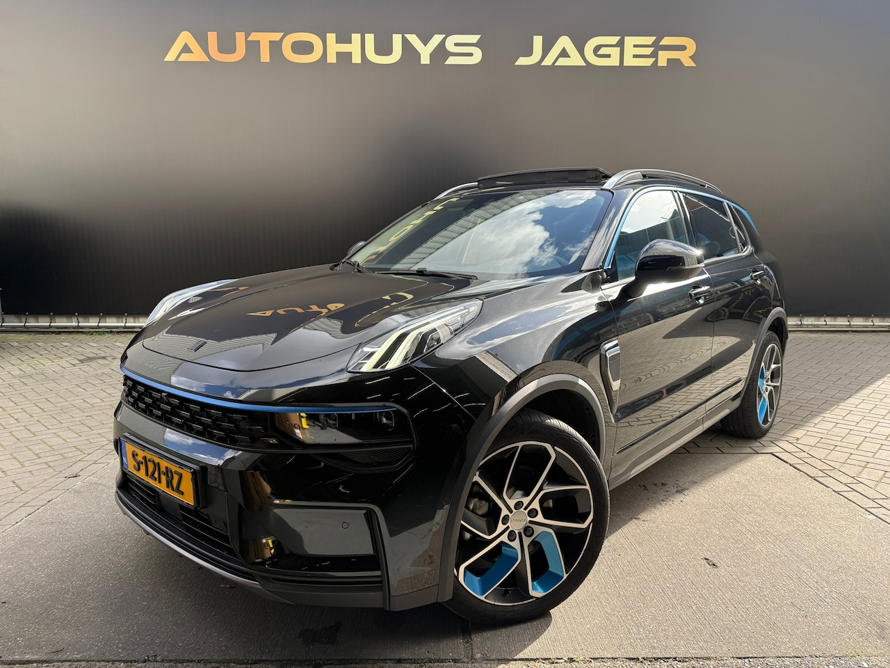 Lynk & Co 01 - 1.5 Pano 360 Memory Carplay Hybride Automaat - AutoWereld.nl