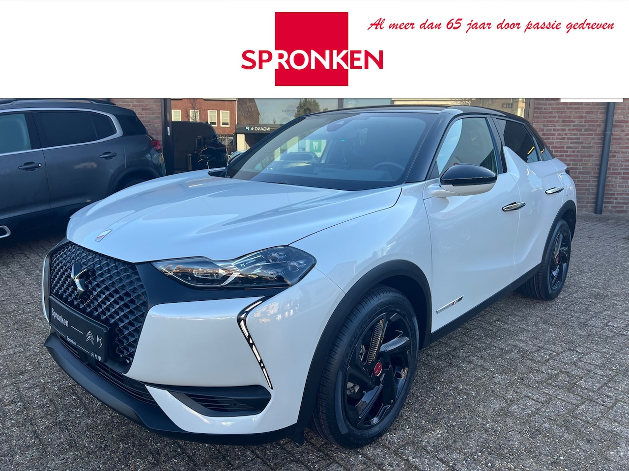 DS 3 - E-Tense Performance Line+ 50 KWh Navi-Camera-Keyless-Two tone-Stoelverwarming - AutoWereld.nl