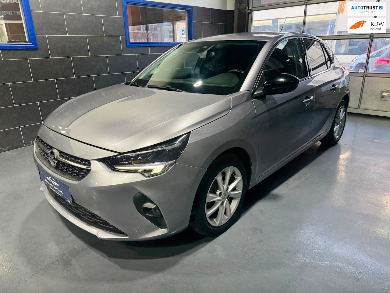 Opel Corsa - 1.2 Elegance - Automaat - Navi - Camera - Leer - Elektr. Ramen - AutoWereld.nl