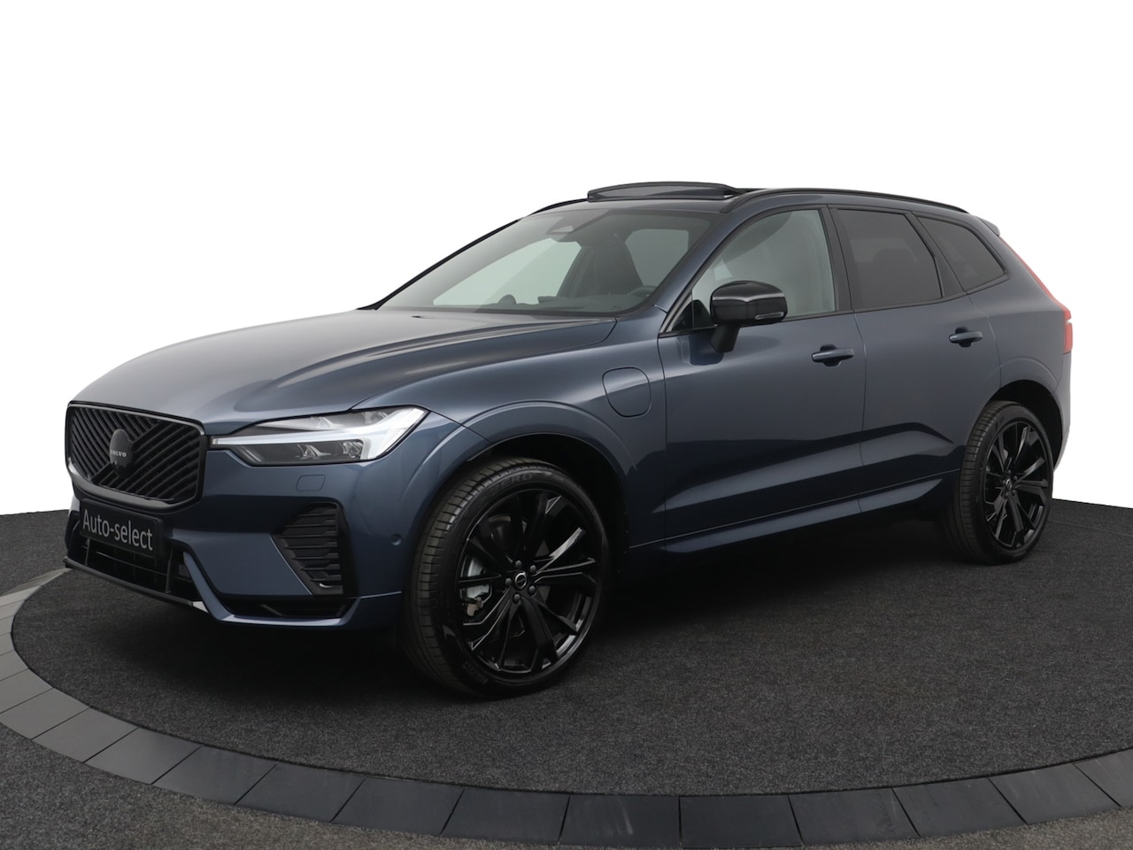 Volvo XC60 - T6 HYBRIDE AWD Ultra Black Edition|LUCHTVERING|BOWERS|360|MASSAGE - AutoWereld.nl