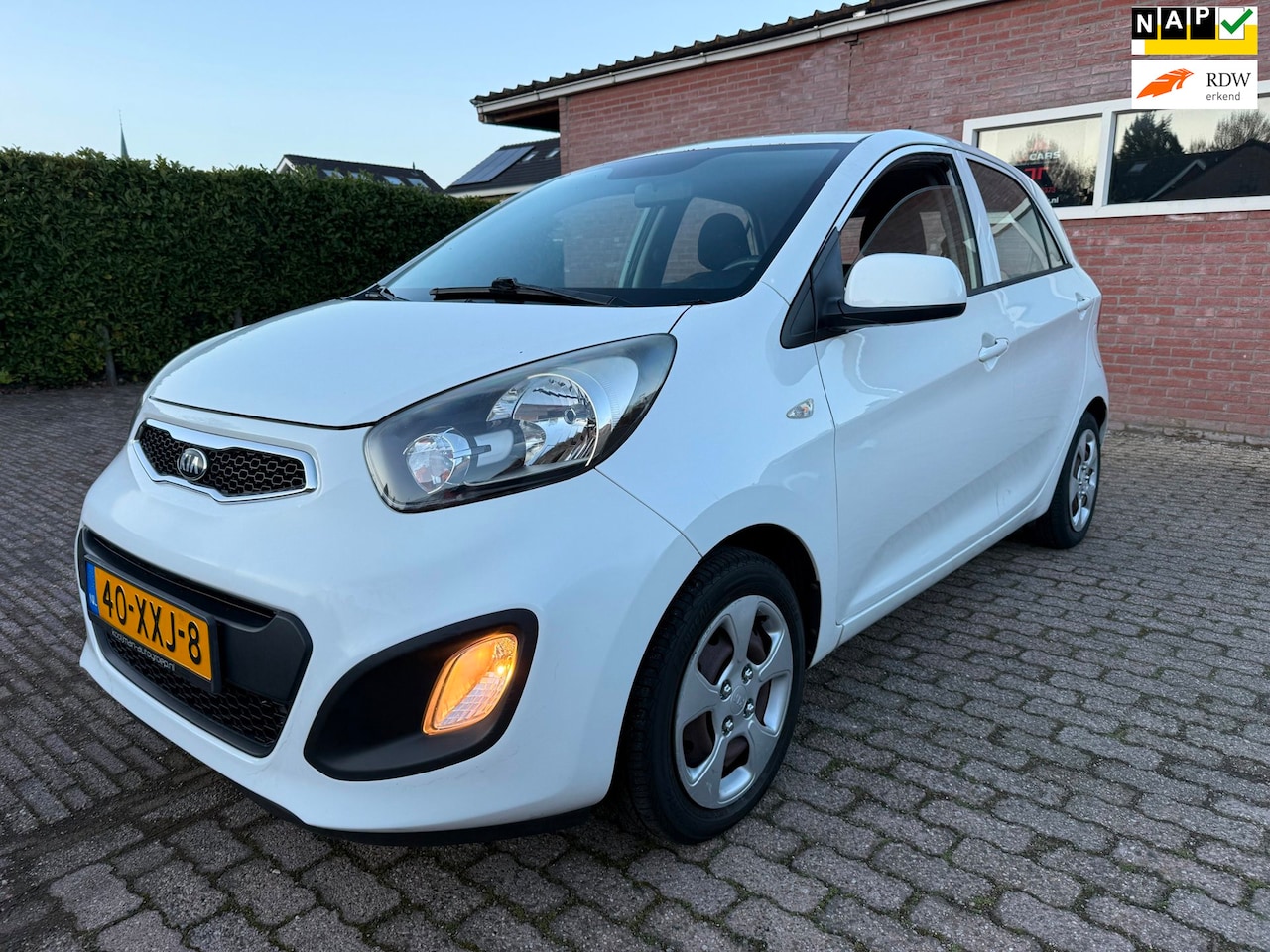 Kia Picanto - 1.0 CVVT Comfort Pack Airco 5 drs apk 27-11-2026 audio scherm - AutoWereld.nl
