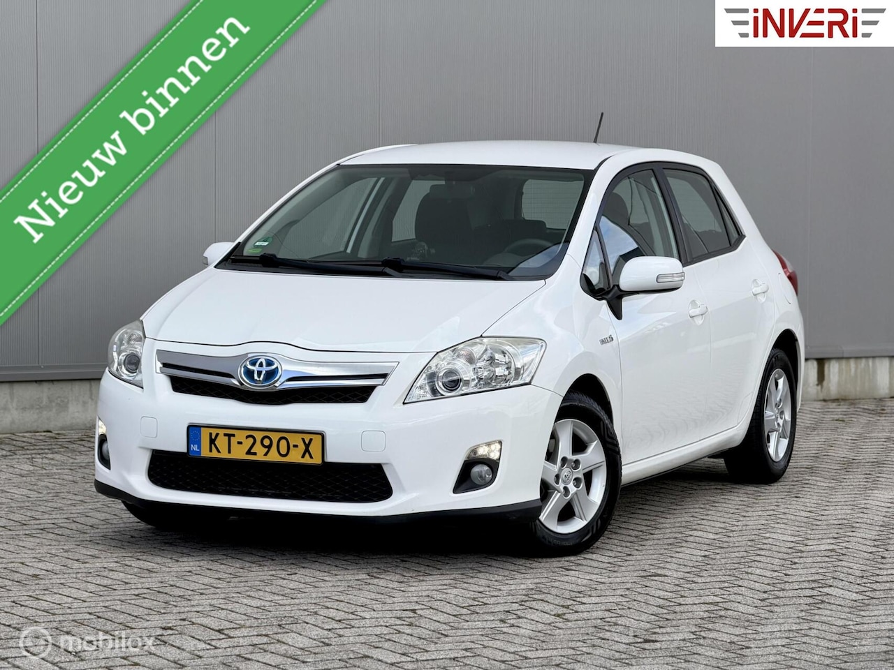 Toyota Auris - 1.8 Full Hybrid | Clima | Navi | Nieuwe APK! | Keurig - AutoWereld.nl