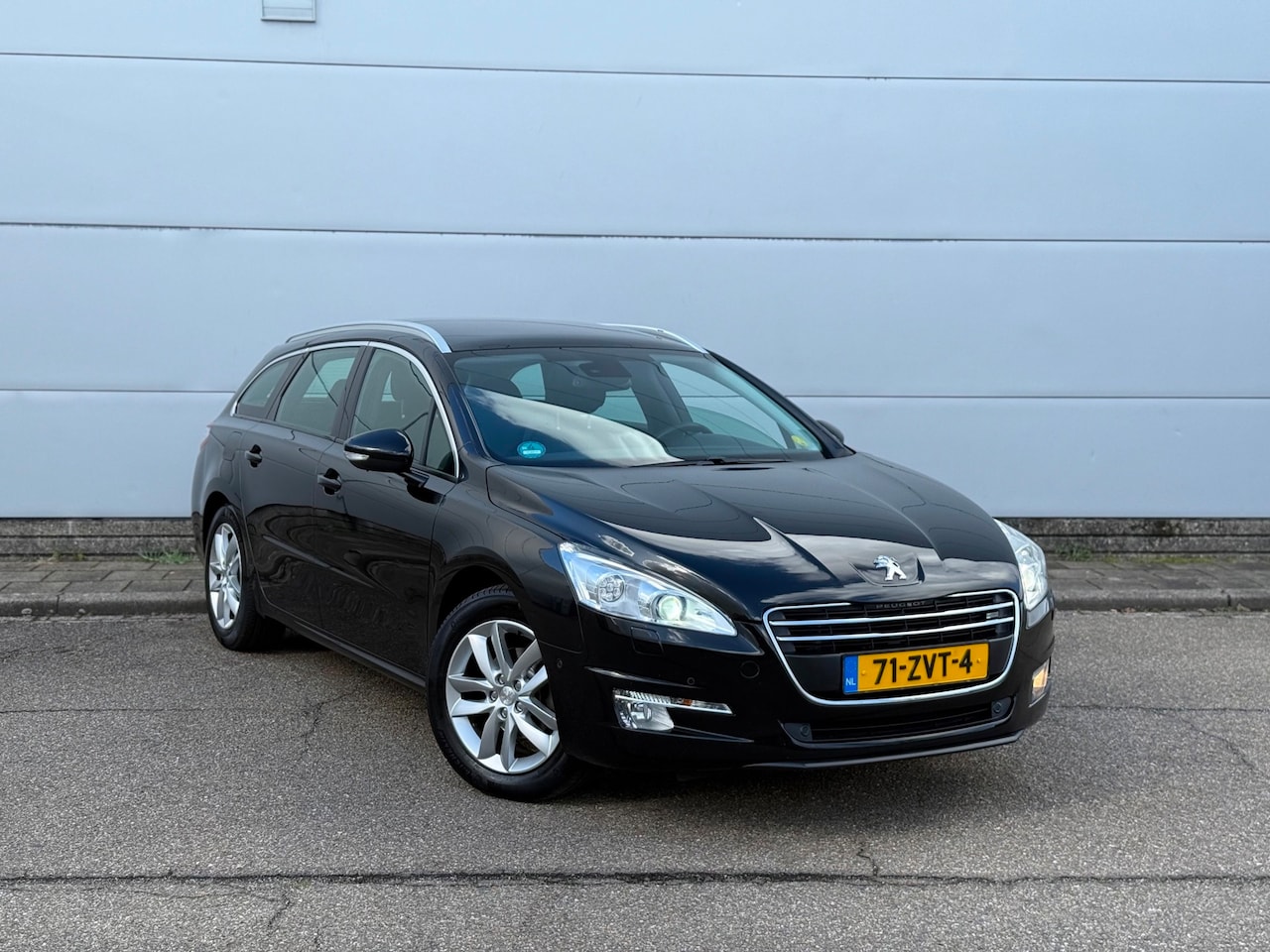 Peugeot 508 SW - 1.6 e-HDi Executive (bj 2013) AUTOMAAT|XENON|NAVI|D.RIEM IS VV! - AutoWereld.nl