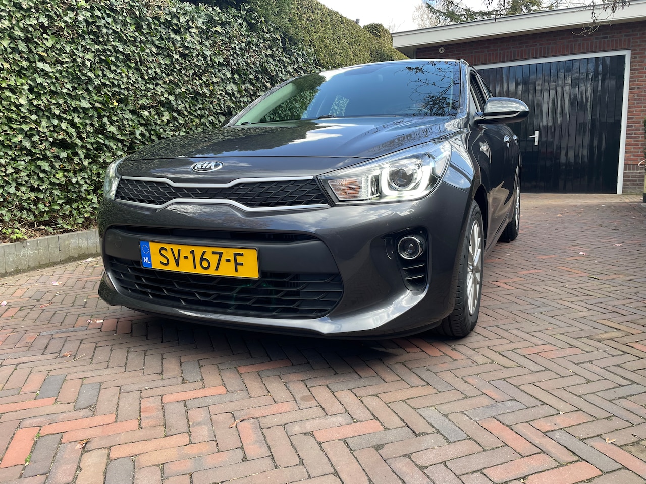 Kia Rio - 1.0 TGDI Design Edition NL auto dealer onderhouden, tot 10 jaar garantie, trekhaak - AutoWereld.nl