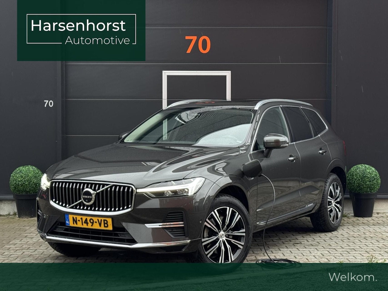 Volvo XC60 - 2.0 T6 Plug-in hybrid AWD Inscription Exclusive | Panoramadak | Semi-elektrische trekhaak - AutoWereld.nl