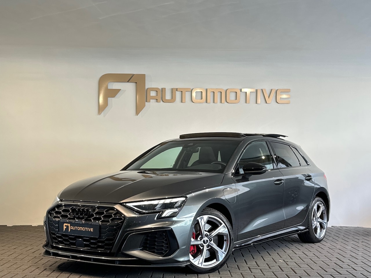 Audi A3 Sportback - 45 TFSI e S Line Pano|Keyless|Dodehoek|ACC - AutoWereld.nl