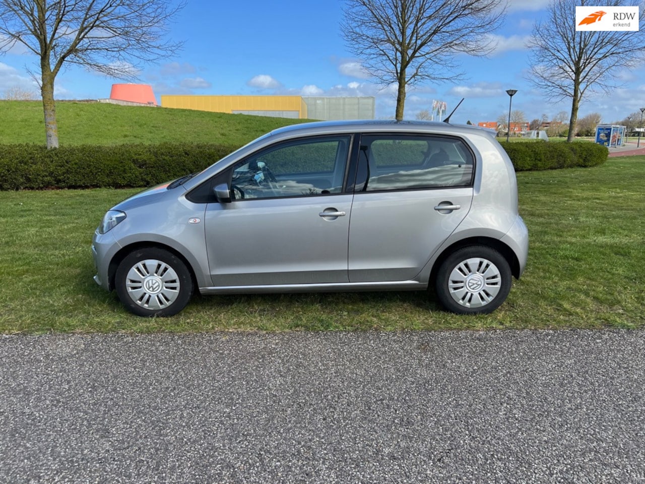Volkswagen Up! - 1.0 BMT up! beats 1.0 BMT up! beats - AutoWereld.nl