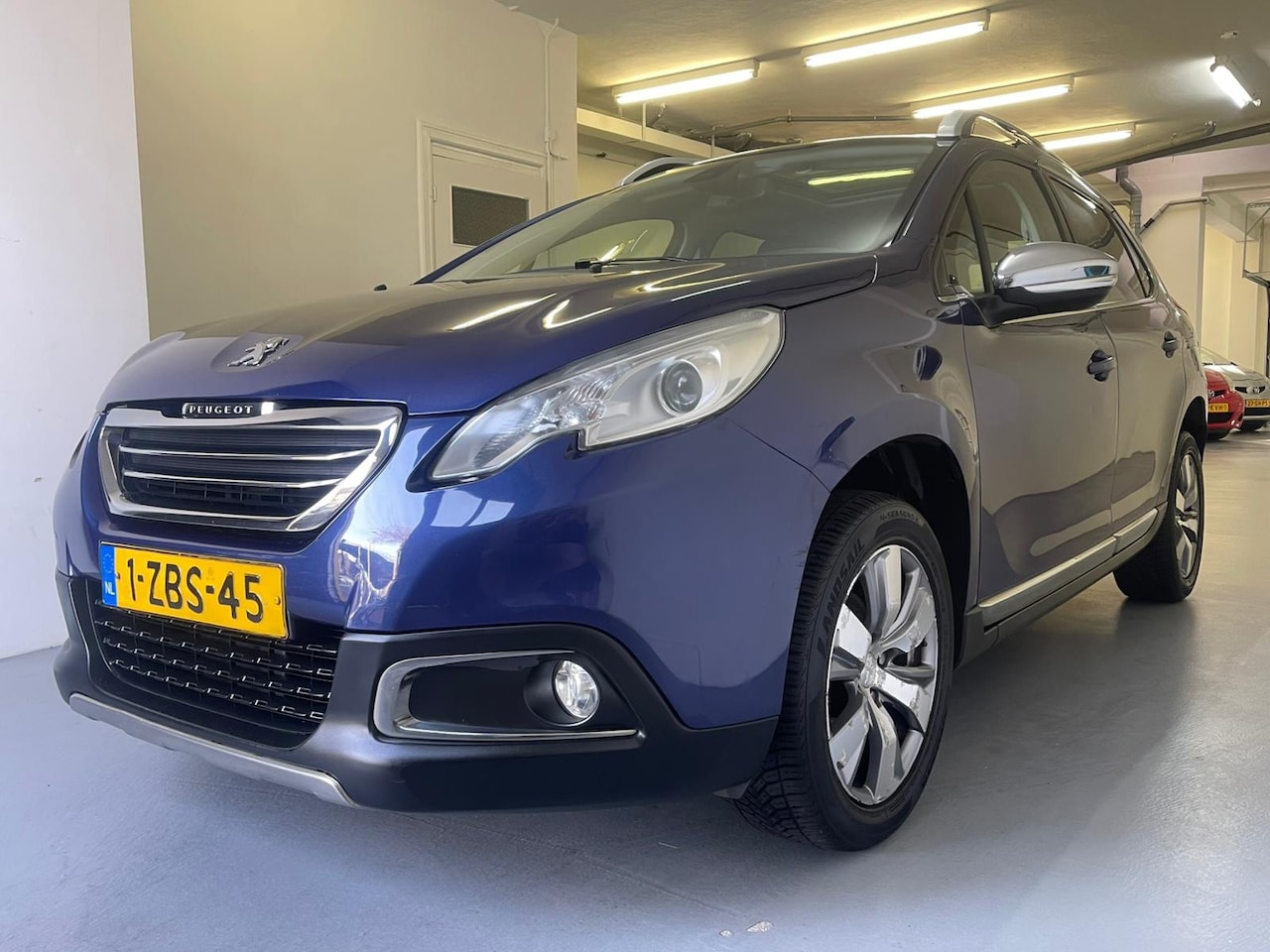 Peugeot 2008 - 1.2 PureTech Allure FULL-OPTIES - AutoWereld.nl