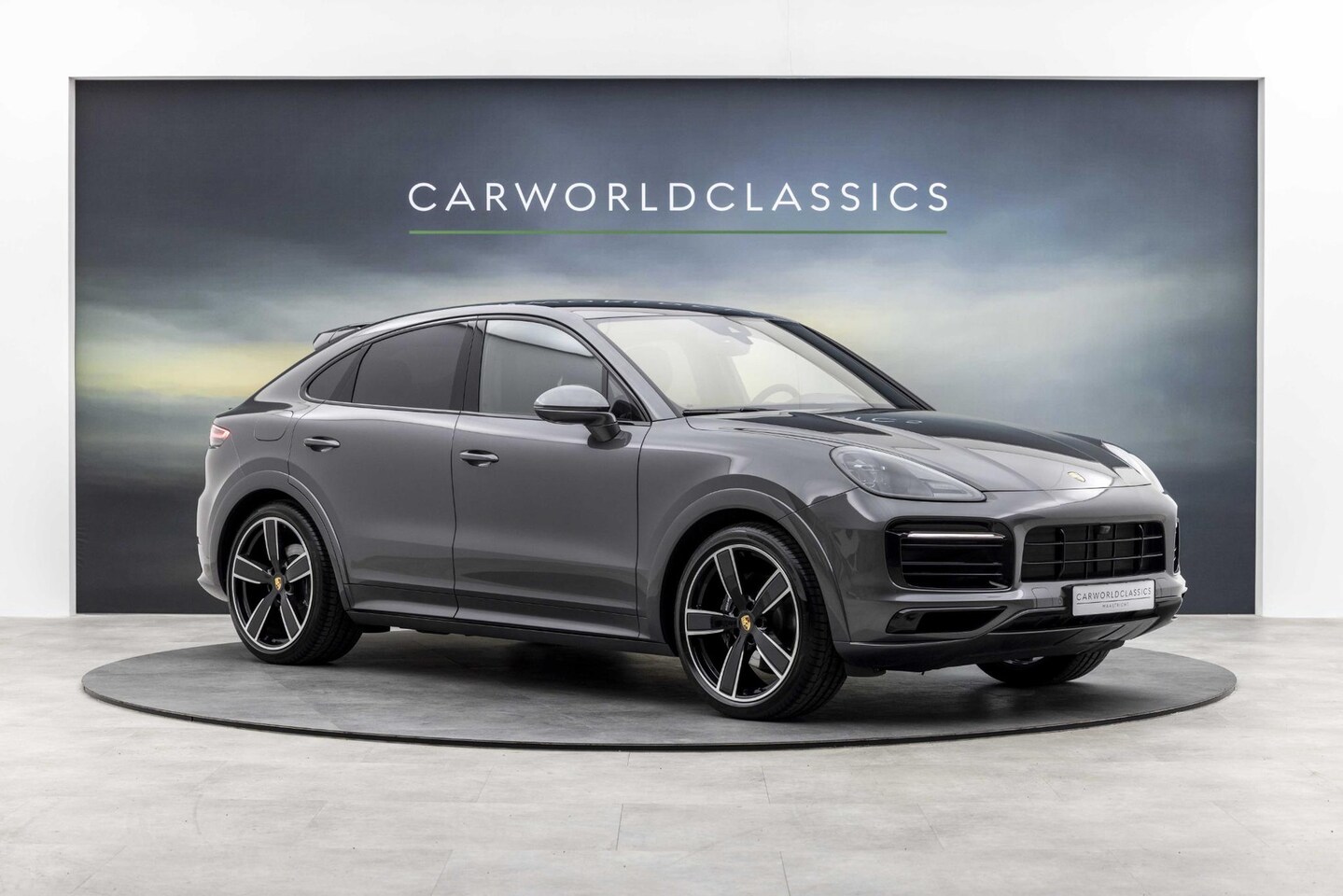 Porsche Cayenne Coupé - 3.0 E-HYBRID PLATINUM EDITION| 28dkm |SPORTDESIGN - AutoWereld.nl
