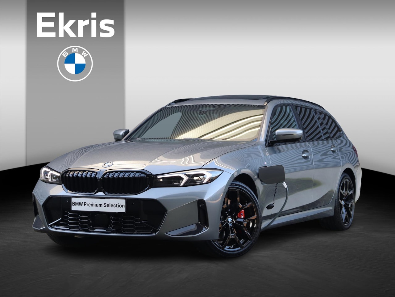 BMW 3-serie Touring - 330e | M Sportpakket Pro | Panodak | Head-Up | Trekhaak | Driving Assistant Prof. | Parkin - AutoWereld.nl