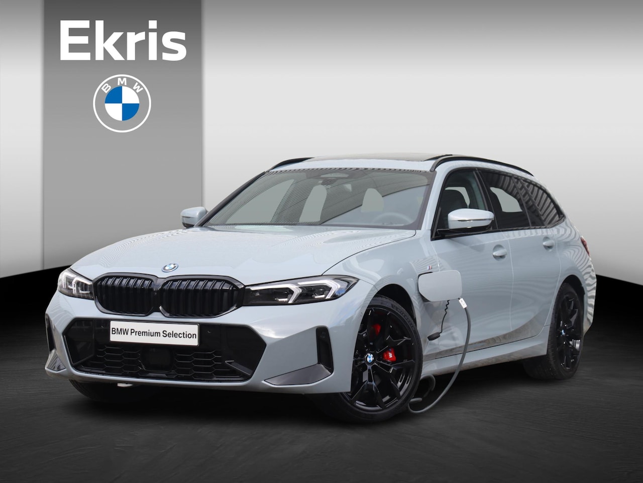 BMW 3-serie Touring - 330e | M Sportpakket Pro | Panodak | Head-Up | Trekhaak | Driving Assistant Prof. | Parkin - AutoWereld.nl