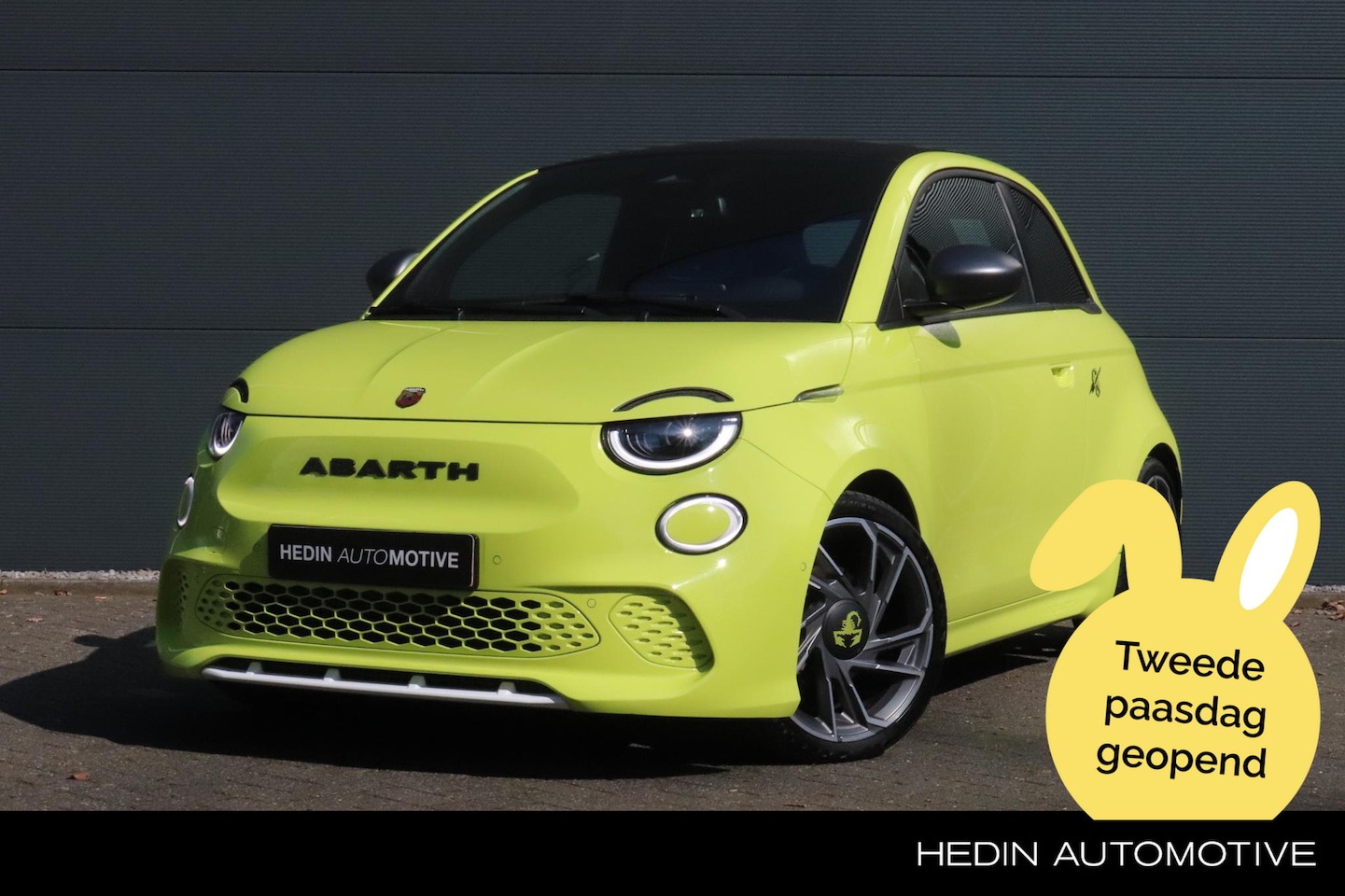 Fiat 500 Abarth - 42 kWh | Cabrio | Navigatie | Parkeersensoren | 18"LM | Camera | Cruise Control - AutoWereld.nl