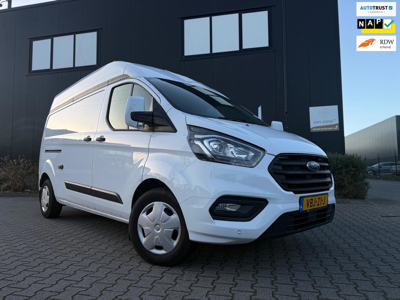 Ford Transit Custom - 320 2.0 TDCI L2H2 Trend 320 2.0 TDCI L2H2 Trend - AutoWereld.nl