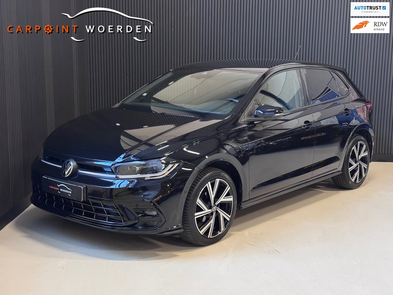 Volkswagen Polo - 1.0 TSI R-Line | IQ LIGHT | CAMERA | STOELVERW. - AutoWereld.nl