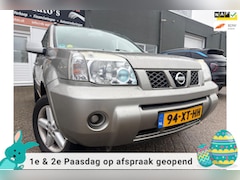 Nissan X-Trail - 2.0 Columbia 2wd met trekhaak en achteruitrijcamera en cruise controle en airco