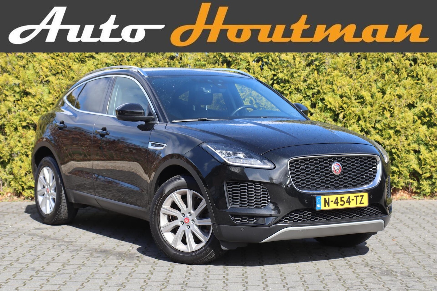 Jaguar E-Pace - 2.0 P250 AWD First Edition 2.0 P250 AWD 250 Pk First Edition - AutoWereld.nl