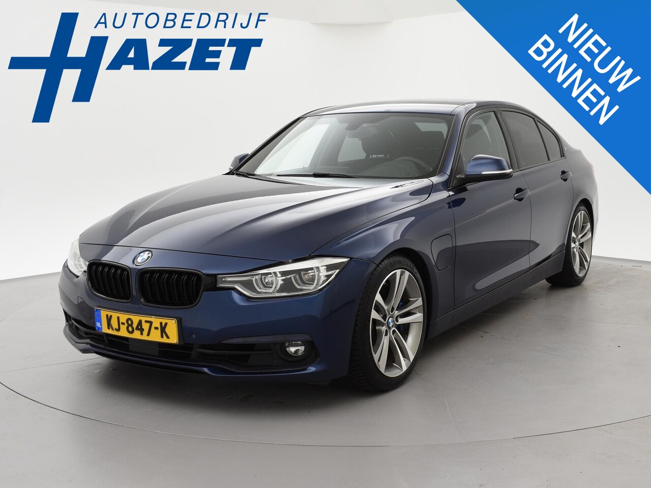 BMW 3-serie - 330e 365 PK ADAPTIVE CRUISE | LEDER SPORTINTERIEUR | M-SPORT REMMEN | STOELVERWARMING - AutoWereld.nl