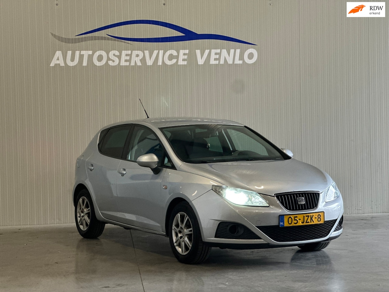 SEAT Ibiza - 1.6 Style Automaat - AutoWereld.nl
