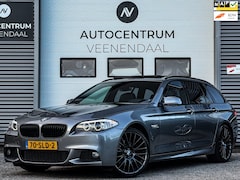 BMW 5-serie Touring - 520i High Executive AUT M-PAKKET PANO/HUD/KEYLESS/NAP/LUCHTVERING