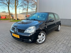 Renault Clio - 1.2-16V Campus 137.667KM Jaar Apk