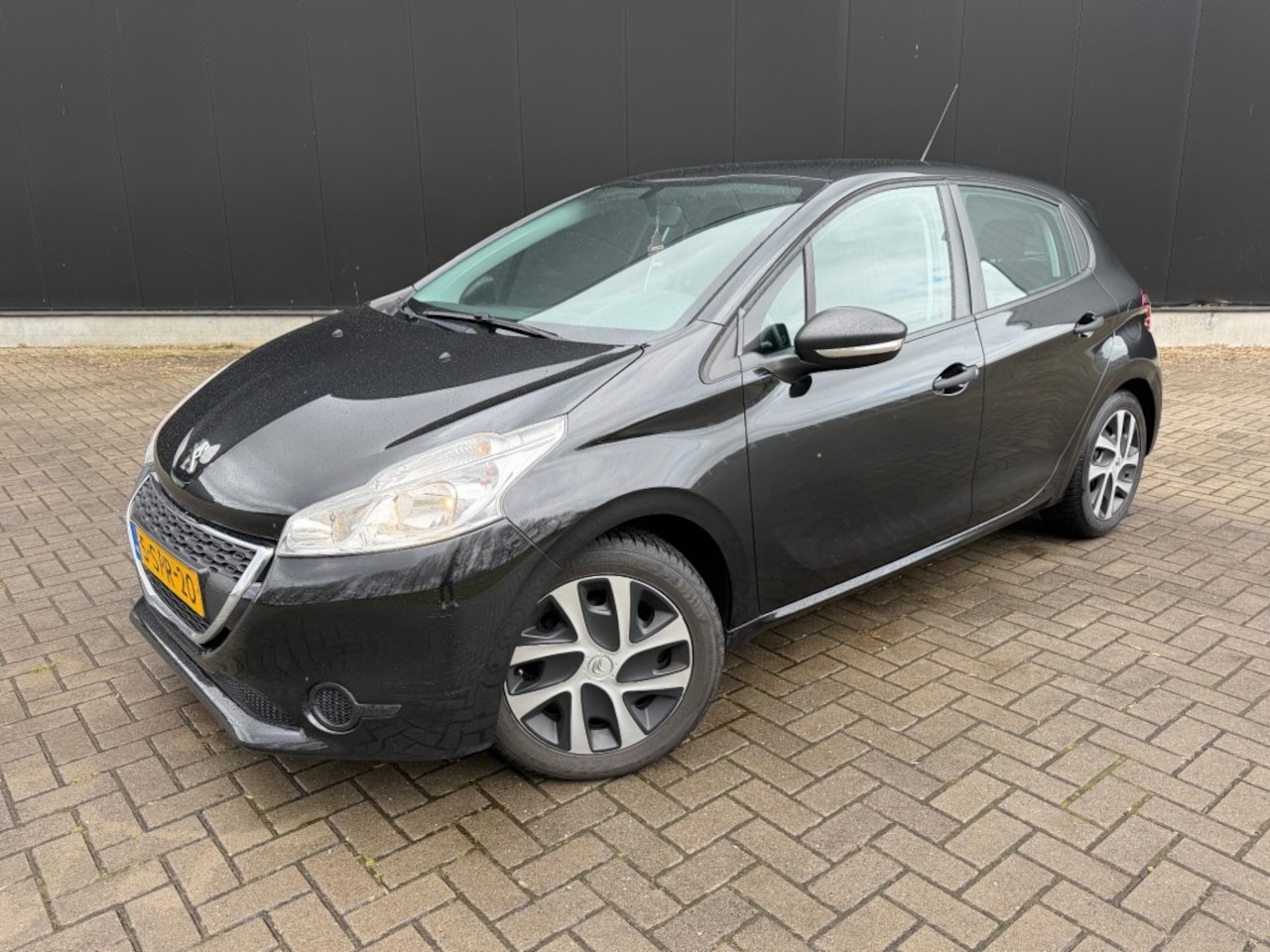 Peugeot 208 - 1.0 VTI ACTIVE 5 - DEURS / CRUISE - AutoWereld.nl