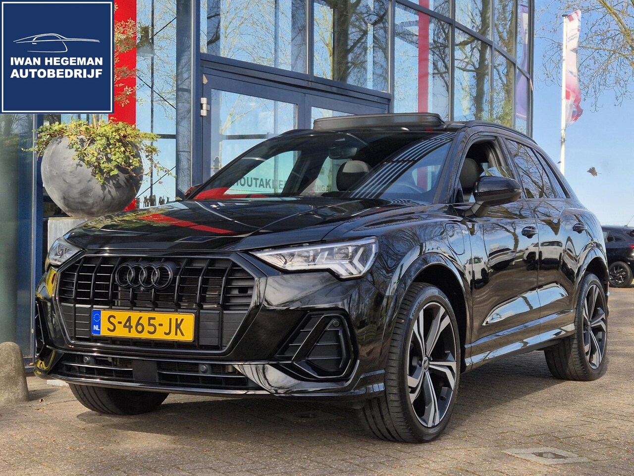 Audi Q3 - 45 TFSI e S edition | Panodak | LED | Sonos | 20inch | Wegkl. Trekhaak | Climate Control | - AutoWereld.nl