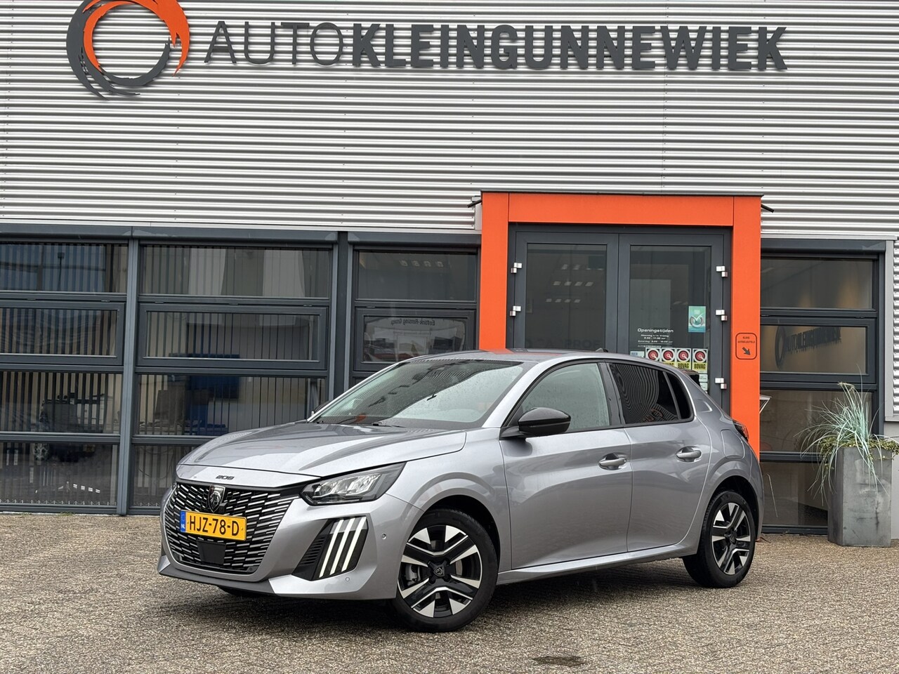 Peugeot 208 - 1.2 Hybrid 110 e-DCS6 Allure / Distributieketting / Navi / Applecarplay/androidAuto / Crui - AutoWereld.nl