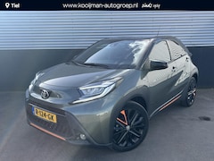Toyota Aygo X - 1.0 VVT-i S-CVT Limited Zeer lage KM stand Parkeersensoren, JBL, achteruitrij camera, stoe