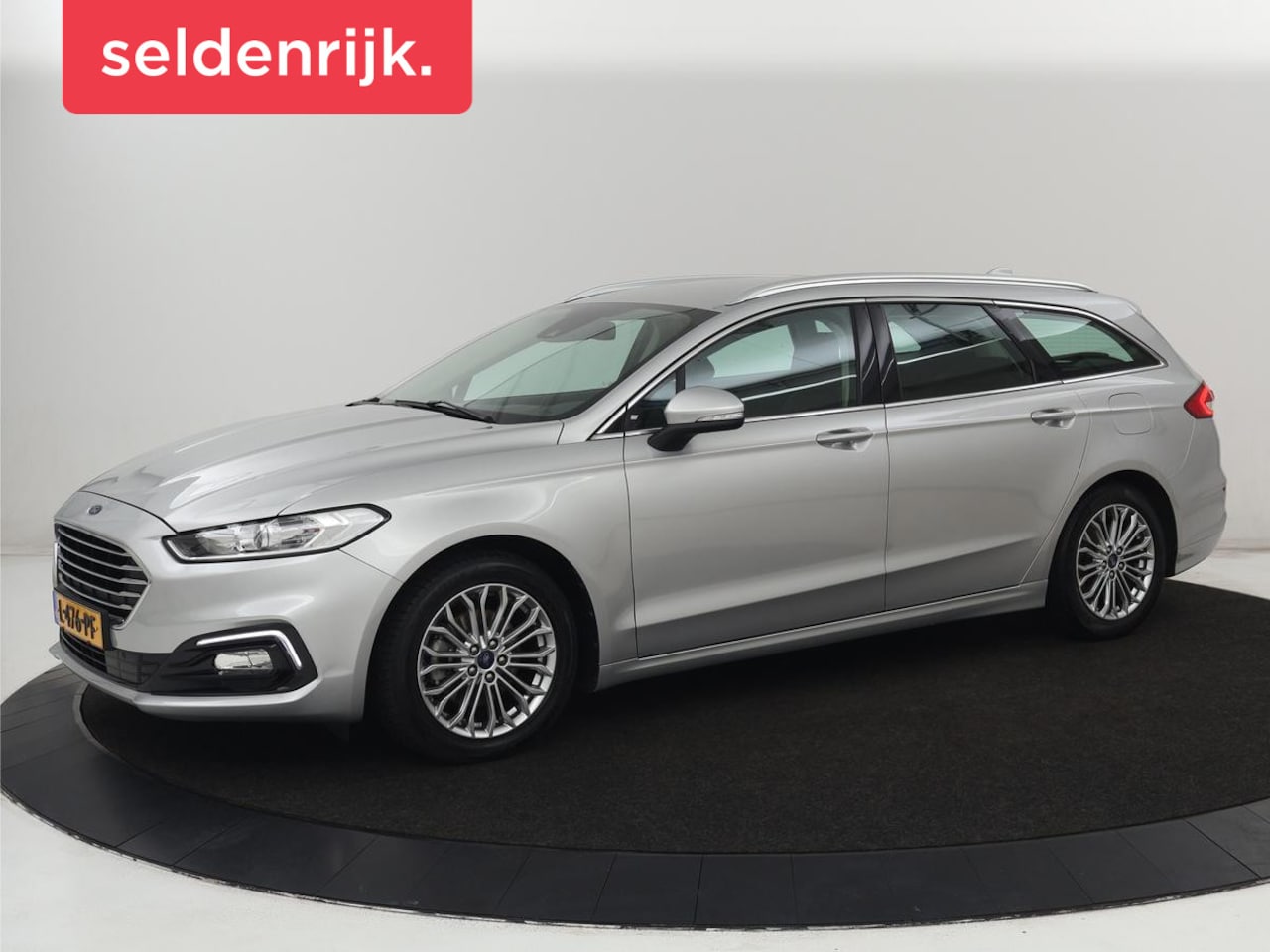 Ford Mondeo - 2.0 IVCT HEV Titanium | Stoelverwarming | Carplay | Keyless | Navigatie | Verwarmde voorru - AutoWereld.nl