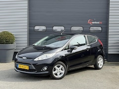 Ford Fiesta - 1.4 Trend | Airco | Parkeersensoren | Lichtmetalen Velgen | Climate Control |