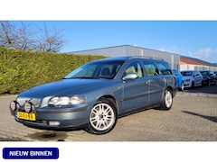 Volvo V70 - 2.4 T Comfort Line BLIJVEND YOUNGTIMER