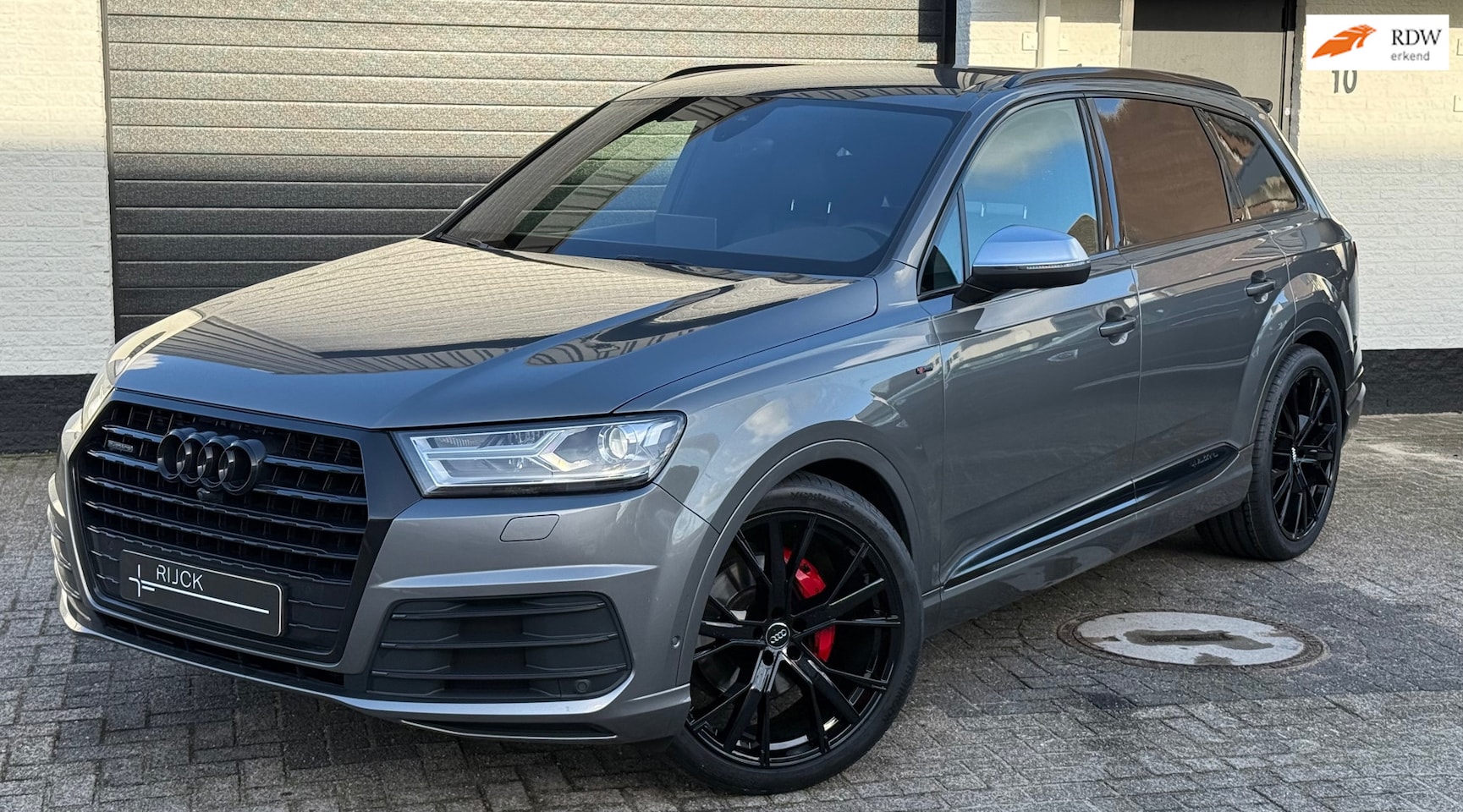 Audi Q7 SQ7 - 3.0 TDI quattro| Grijs kenteken | BTW | S-Line | 22 inch | Daytona | CarPlay| SQ7 - AutoWereld.nl