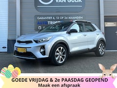 Kia Stonic - 1.0 T-GDi 101PK DynamicLine TwoTone, Trekhaak, Navi, Airco, Cruise, ElektrRamen+Spiegels,