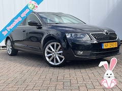 Skoda Octavia Combi - 1.4 TSI Style Xenon Aut Trekhaak Canton Stoelverw Carplay Voll.Onderhouden
