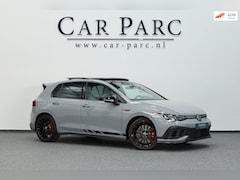 Volkswagen Golf - 2.0 TSI GTI Clubsport 45 Jahre Edition 300+PK AKRAPOVIC/IQ/VIRTUAL/SFEER/PANO/LEER/CAM/LIN