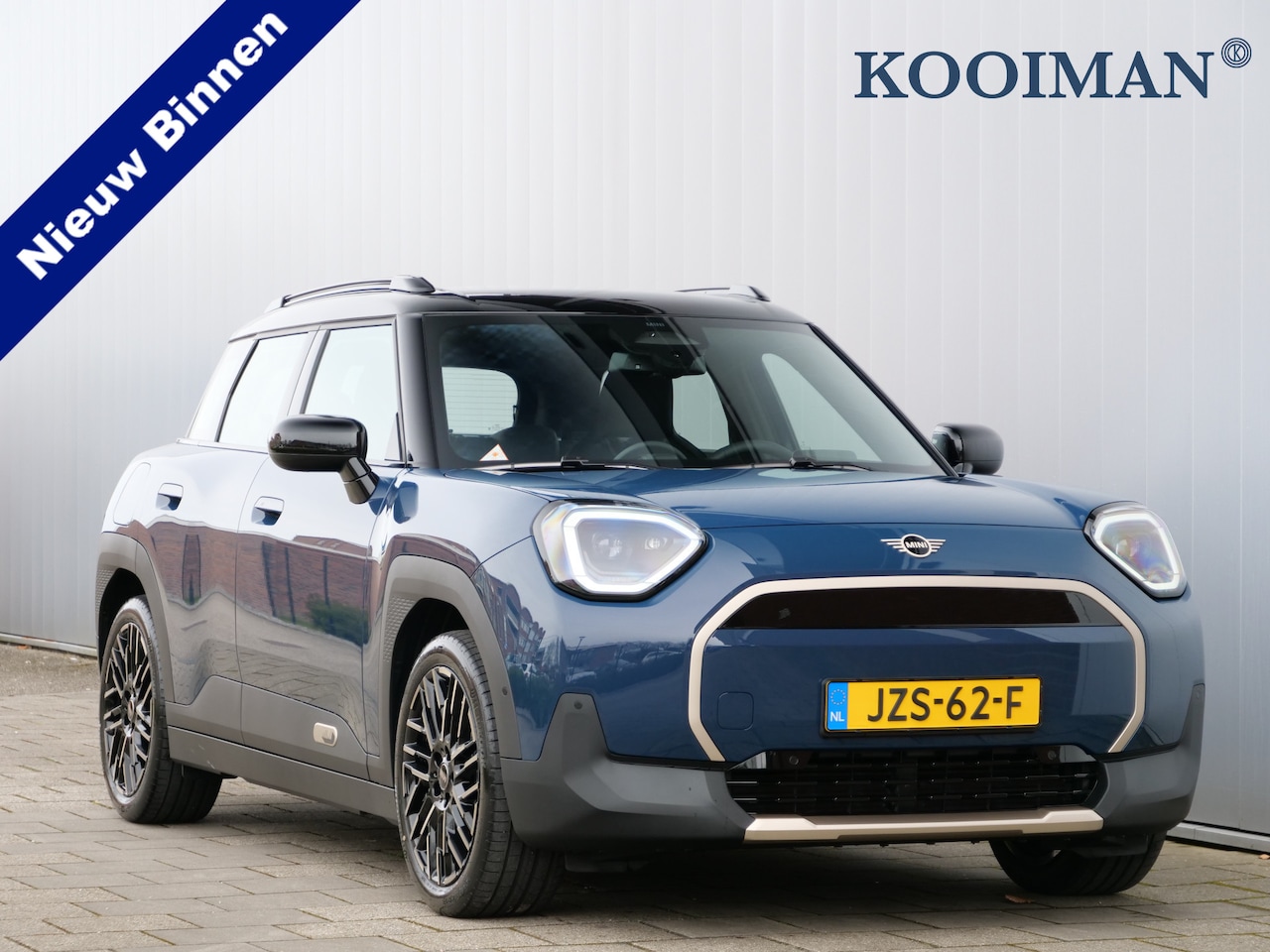 MINI Aceman - Mini E Classic S 42.5 kWh 184 Pk Automaat Navi / DAB / Apple Carplay / Camera / Stoelverwa - AutoWereld.nl