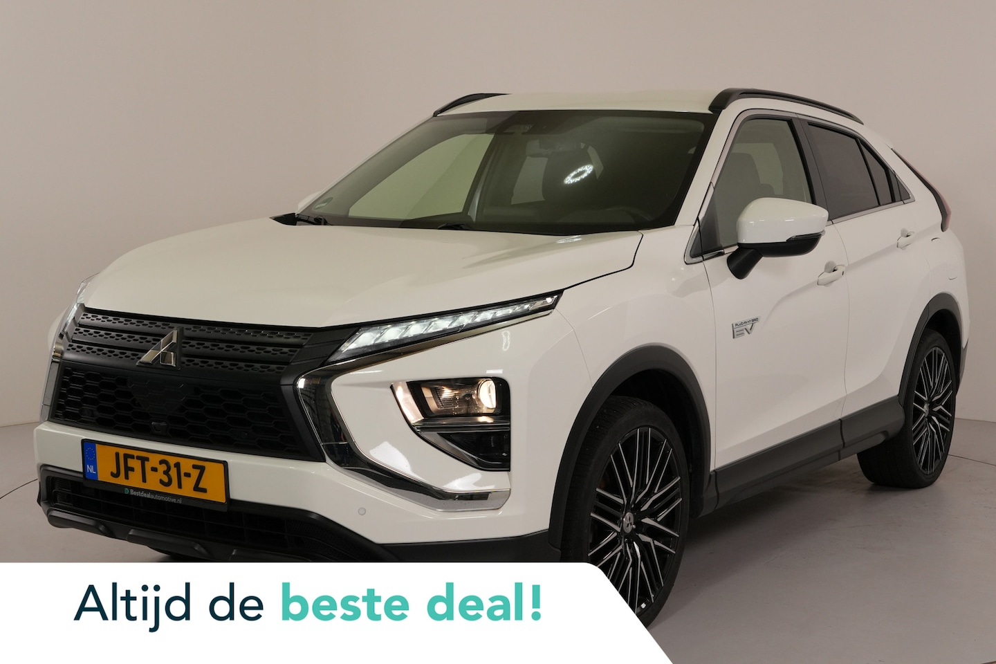Mitsubishi Eclipse Cross - 2.4 PHEV 188 pk 4WD | Trekhaak | Stl. verw. | Camera | Apple/Android | Trekgewicht 1500 kg - AutoWereld.nl