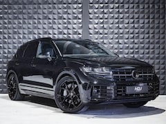 Volkswagen Touareg - 3.0 TSi eHybrid 4M | 22" | Pano | Dynaudio | Luchtv. | All Black | Memory |