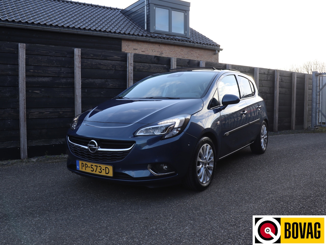 Opel Corsa - 1.4 Innovation NL-auto, AUTOMAAT - AutoWereld.nl