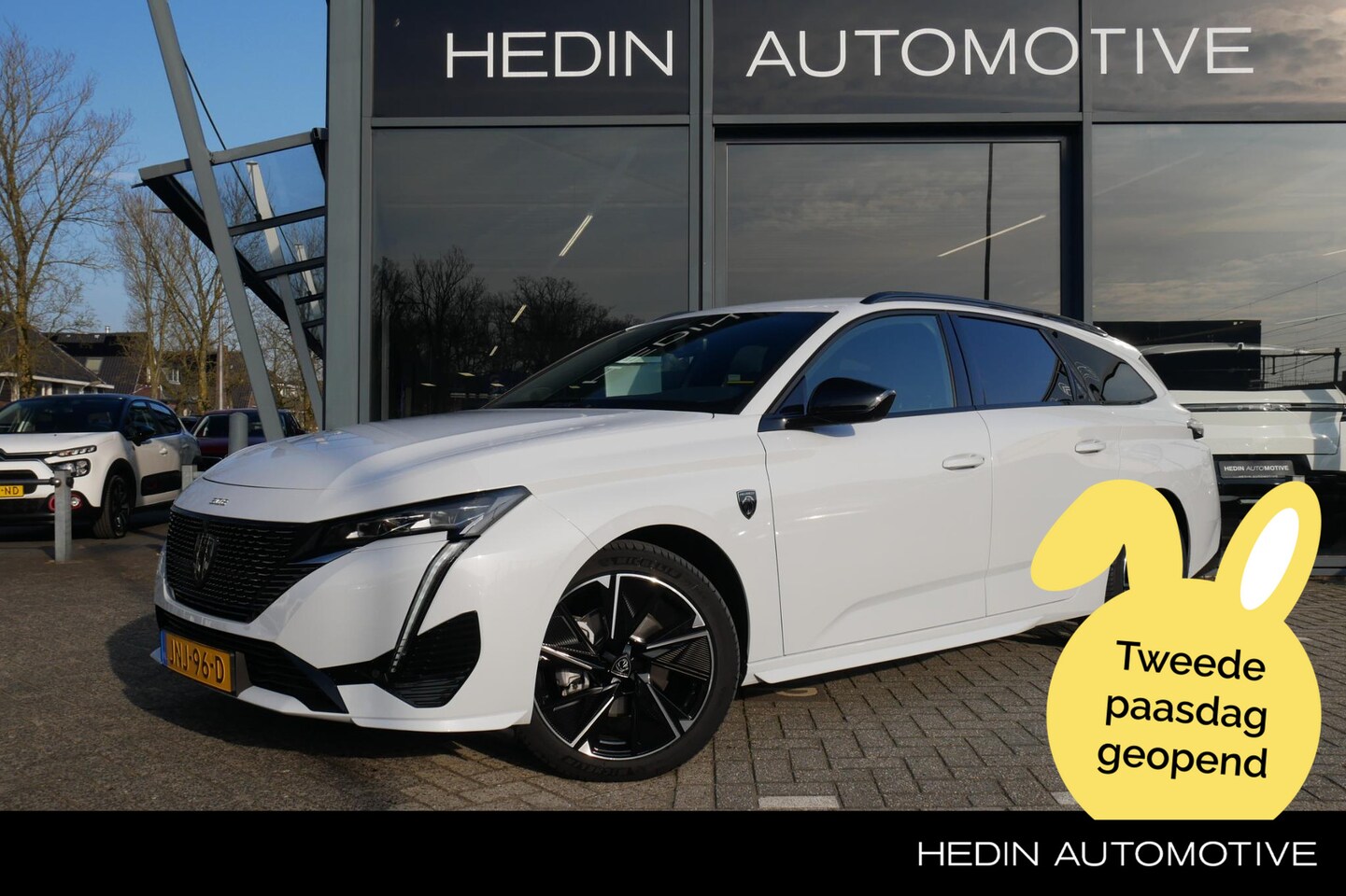 Peugeot e-308 SW - GT Avantage EV 54 kWh | Elektrische instelbare verwarmbare massage stoelen | Camera | Navi - AutoWereld.nl