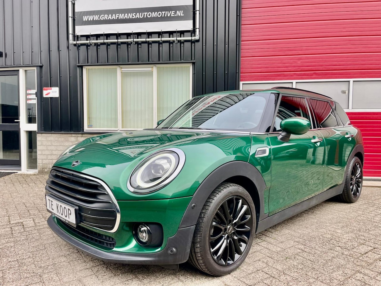 MINI Clubman - 1.5 One Salt Business Editie Mini Clubman AUTOMAAT, facelift model, Apple Carplay, Leder, Led/Xenon, Union Jack lichten - AutoWereld.nl