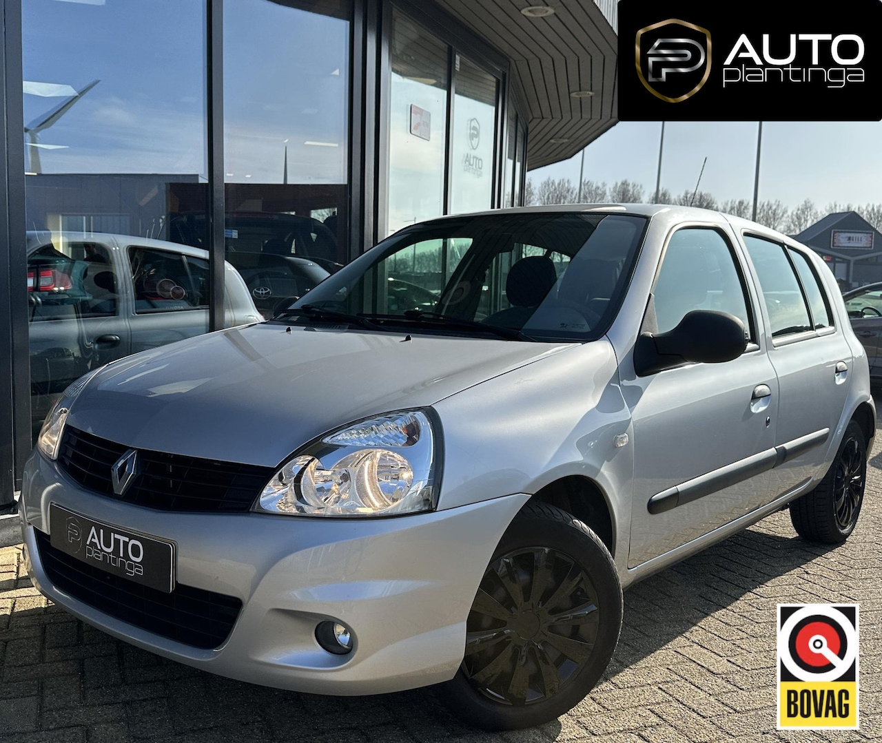 Renault Clio - 1.2-16V Campus Lyric 75PK | Airco | Cruise Control | 5 Deurs | APK tot 04-11-2026 | - AutoWereld.nl