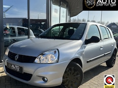 Renault Clio - 1.2-16V Campus Lyric 75PK | Airco | Cruise Control | 5 Deurs | APK tot 04-11-2026 |