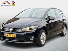 Volkswagen Golf Sportsvan - 1.2 TSI Connected Series / Trekhaak / Stoelverwarming / Navigatie / Parkeerhulp / Executiv