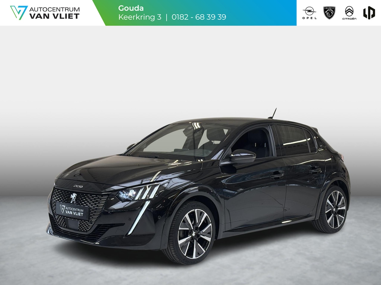 Peugeot 208 - 1.2 PureTech GT Afneembare trekhaak | Navigatie | Achteruitrijcamera | Dodehoek detectie | - AutoWereld.nl