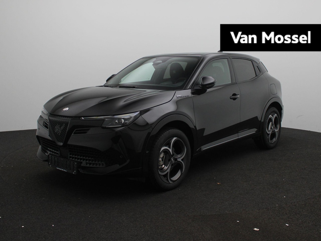 Alfa Romeo Junior - 1.2 Turbo Hybrid Ibrida Sport Speciale | Alcantara | Technopack | Direct rijden! - AutoWereld.nl