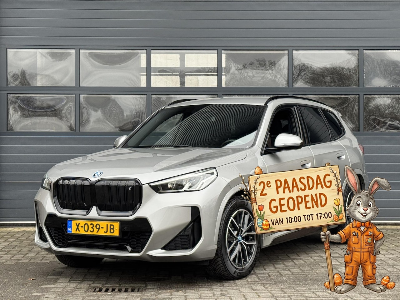 BMW iX1 - XDRIVE30 LAUNCH EDITION 67 KWH I M-SPORTPAKKET I 99% SOH I APPLE CARPLAY I P-CAMERA - AutoWereld.nl