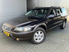 Volvo XC70 - 2.5 T AWD Automaat 7-persoons Xenon 210 pk