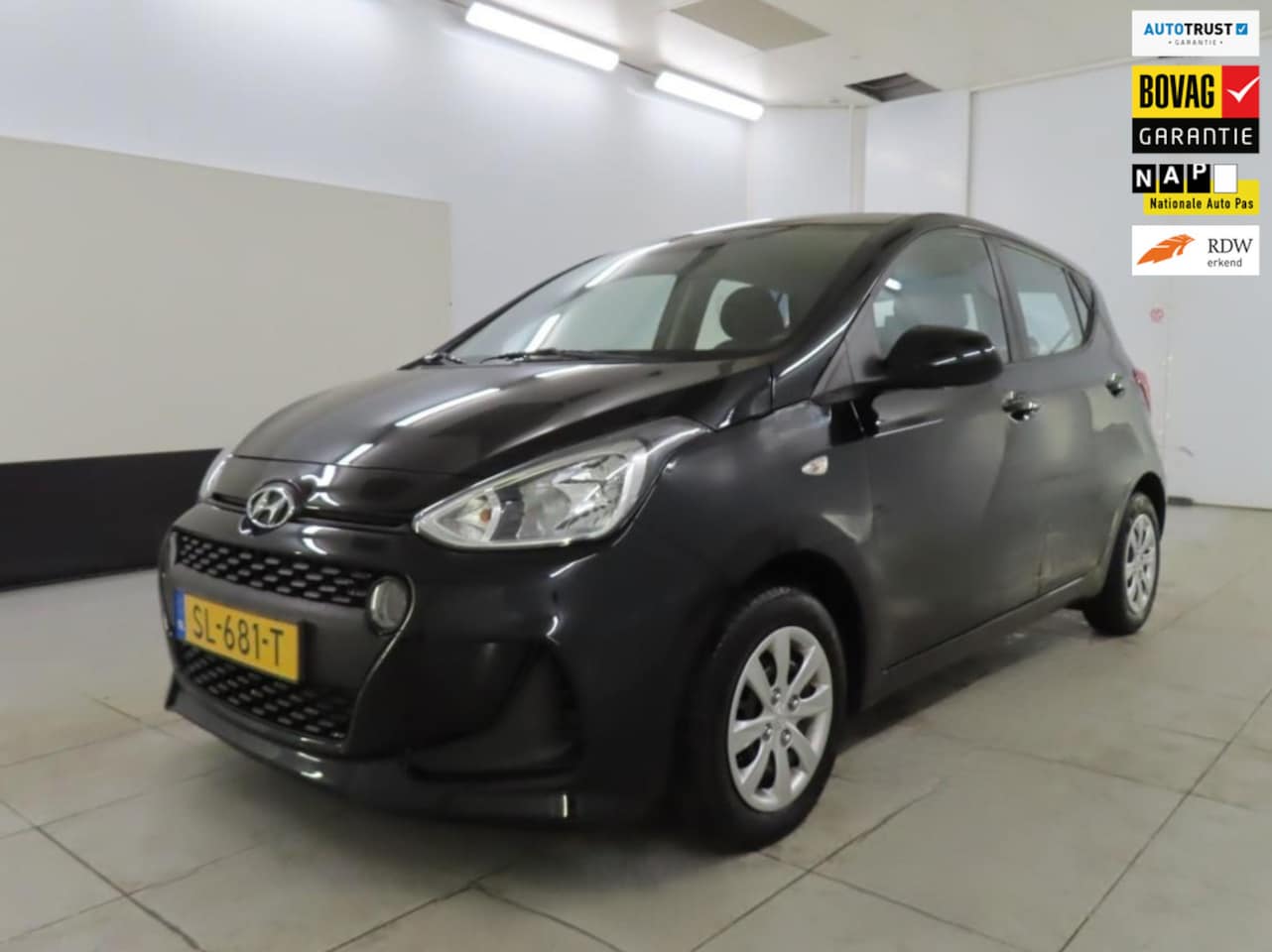 Hyundai i10 - 1.0i Comfort 1e Eig. 32.400 km +NAP NL-auto - AutoWereld.nl